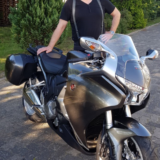 Bikerin für kleine, mittlere und große Touren gesucht