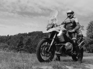 Mitfahrerin gerne auch Sozia im Raum BB, CW, PF, LB gesucht